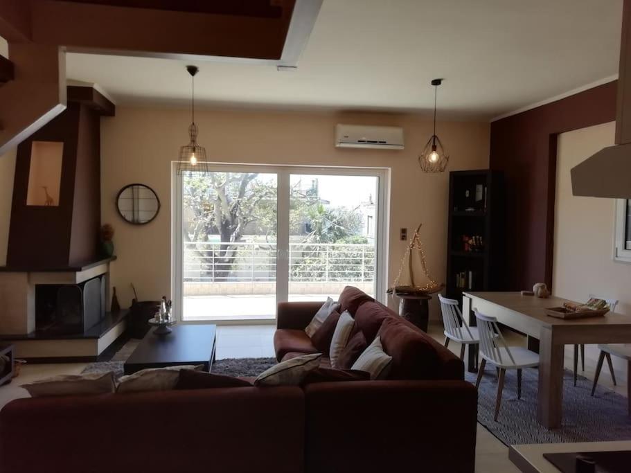 Nikolas Apartment. Aktaio Rio Patra Luaran gambar