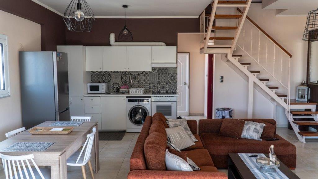 Nikolas Apartment. Aktaio Rio Patra Luaran gambar